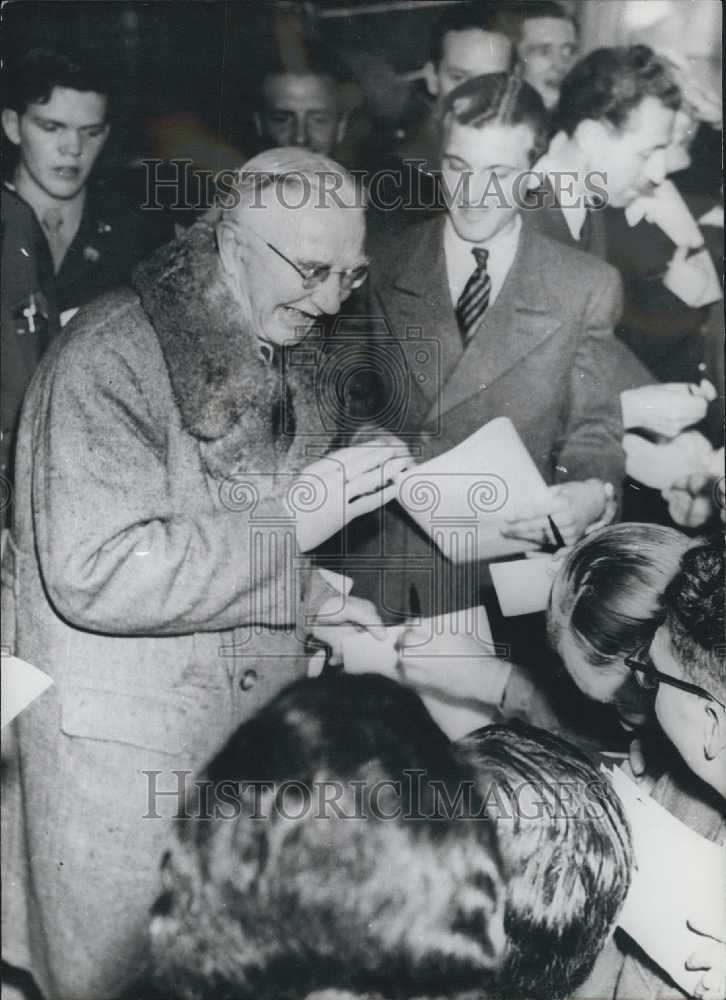 1967 Press Photo Dr. Hjalmar Schacht after his acquittal. - Historic Images