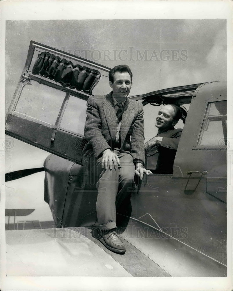 1955, Herr Heinz Schmid, Karl Bott, Ex-RAF Tiger Moth - KSB13771 - Historic Images