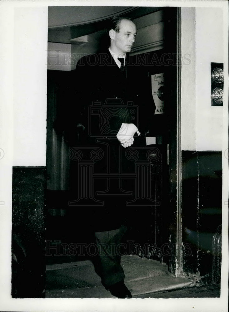 1953 Press Photo Baron Lord Montagu - Historic Images