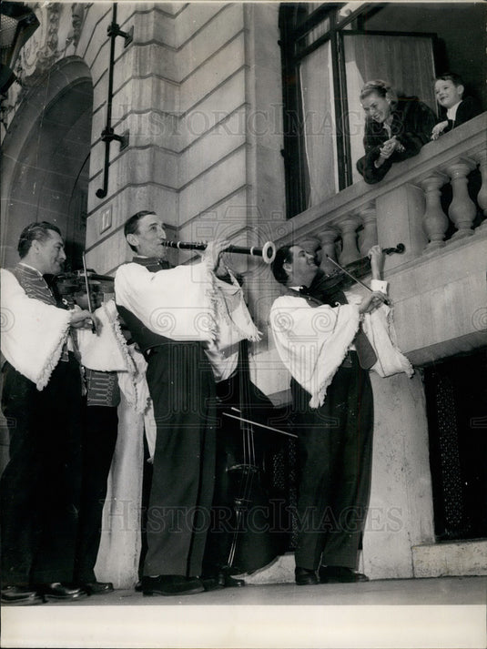 1956, Toki Horvath, INgrid Bergman - KSB14197 - Historic Images