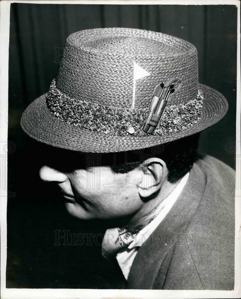1960 Press Photo Golfers hat at Men&#39;s and Boy&#39;s Trade Fair - KSB14227 - Historic Images