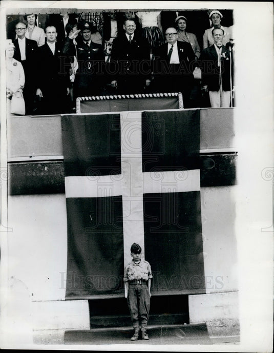 1961 Press Photo Sgt. Allan Ole Hansen & King Fredrick of Denmark - KSB14261-Historic Images