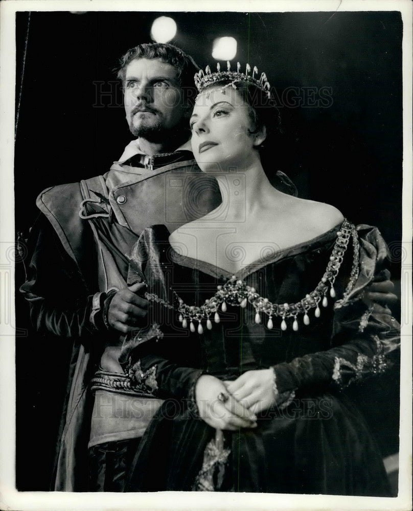 1957 Robert Eddison, Pauline Jameson, The Hidden King - Historic Images