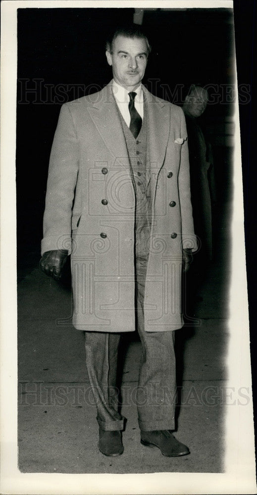 1957 Press Photo Alan Roy Bennett ,witness in Corruption case - Historic Images