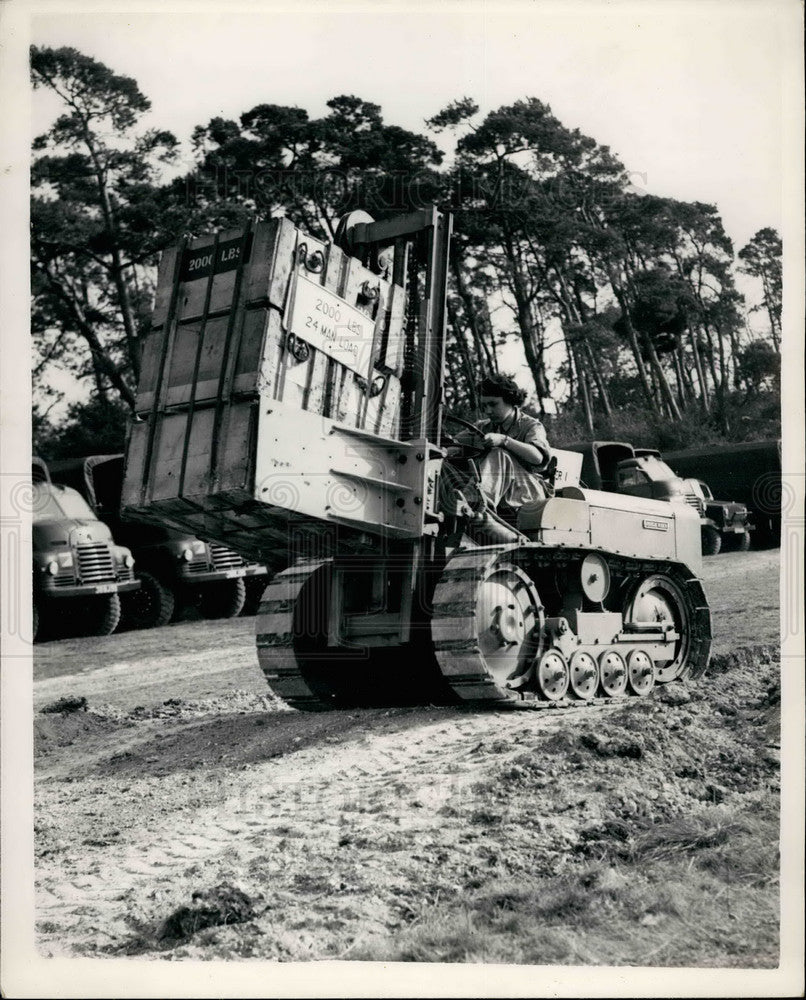 1953 Equipment Dispersal Demonstration - Historic Images