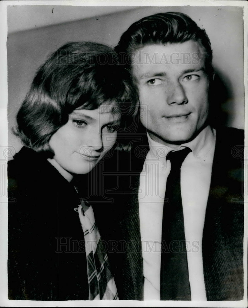 1964 Press Photo Ulla Bergyd and Michael Parks in Adam and Eve - Historic Images