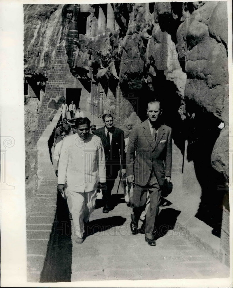 1959 Press Photo Duke of Edinburgh in India - KSB15217-Historic Images