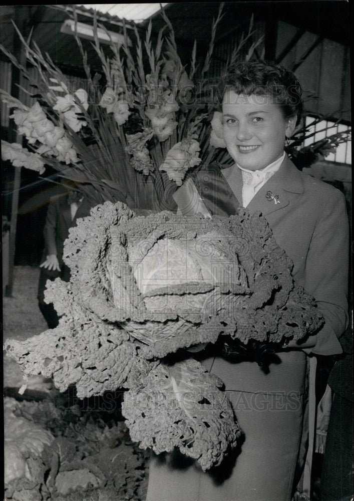 1956  Mille Dzurba Was elected Queen of Green Vegetables - Historic Images