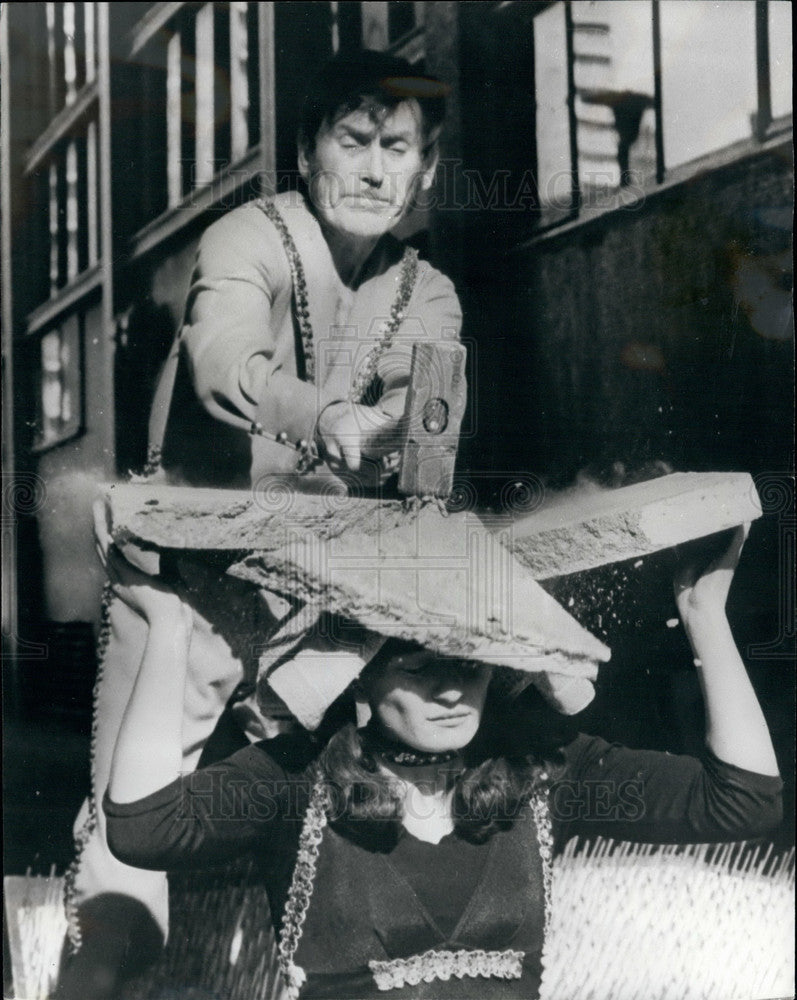 1975, Cabaret act of Joan & Fred Rogers - KSB15327 - Historic Images