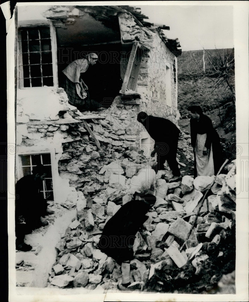 1957, Severe damage in Greek earthquakes - KSB16011 - Historic Images