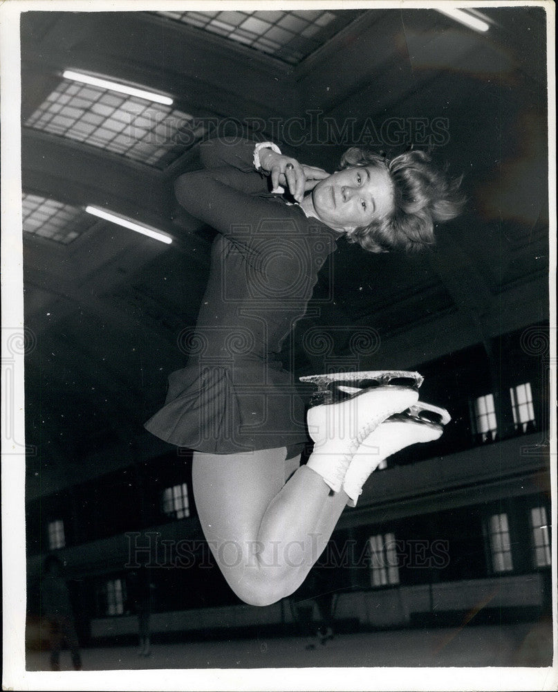 Press Photo European skating Champion Sjouke Dykstra Won 1960 Europe Champions-Historic Images