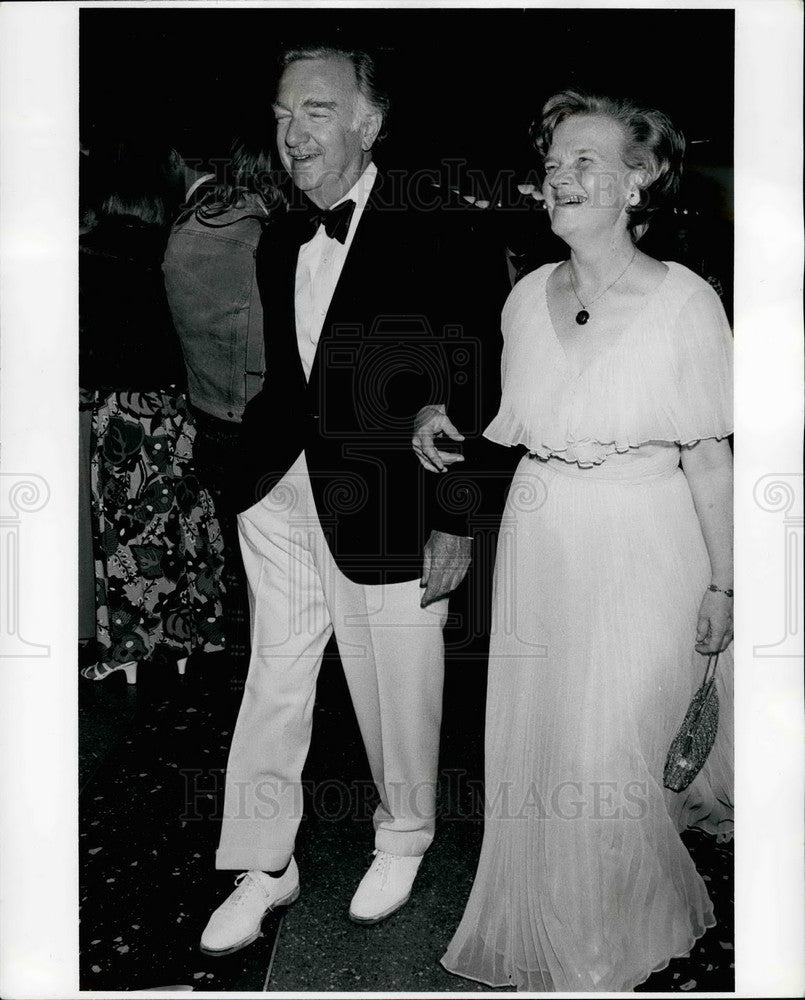 1974, Walter & Betsy Cronkite - KSB16411 - Historic Images