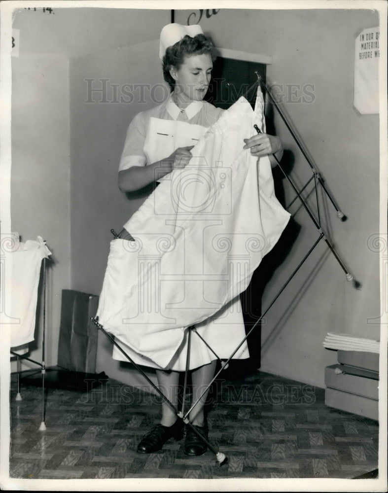 1954 Press Photo Nurse K.Bernie &amp;new &quot;Swacot&quot; - KSB16867-Historic Images