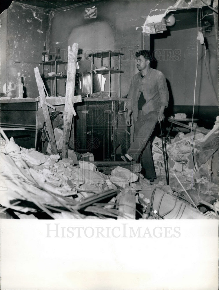 1961 Bomb wrecks Paris hotel - Historic Images