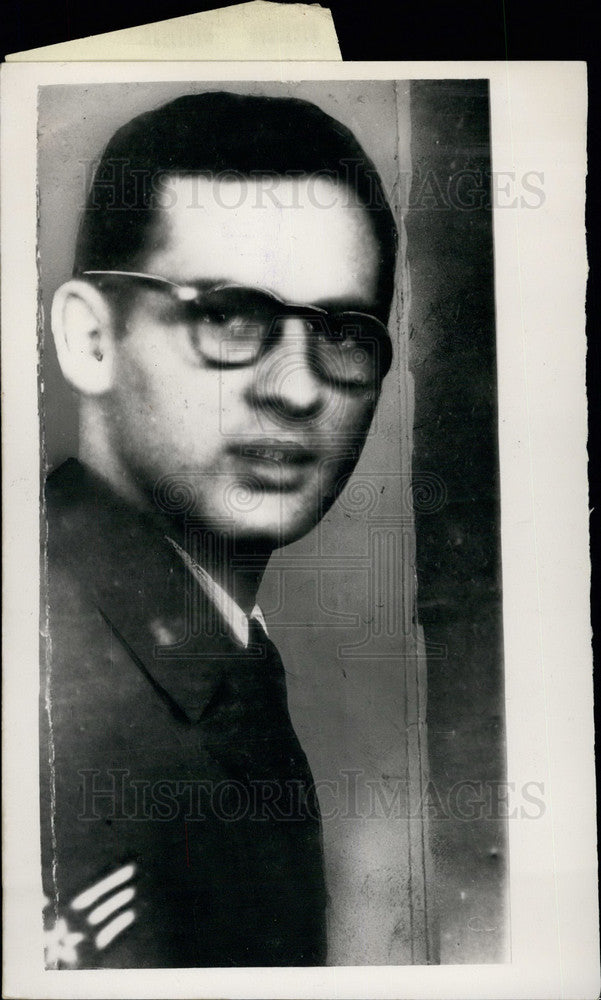 1953 Press Photo Airman First Class Frederick Lenzen - KSB17269-Historic Images