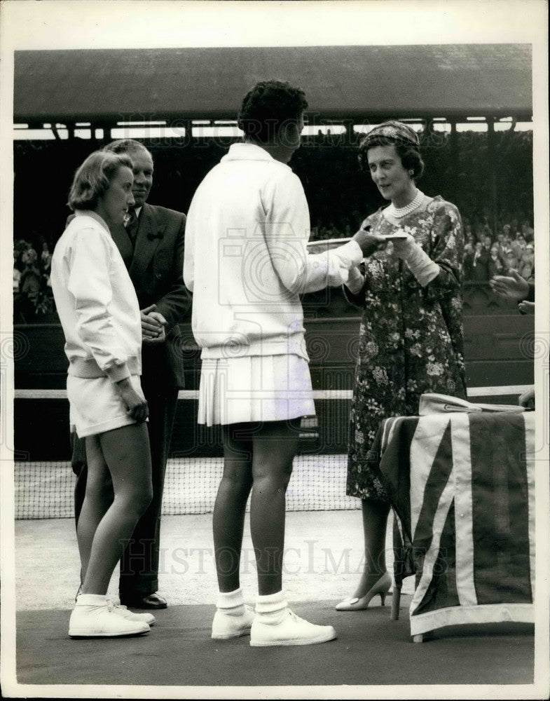 Press Photo Duchess of Kent &amp; Althea Gibson at Wimbledon - KSB17765-Historic Images