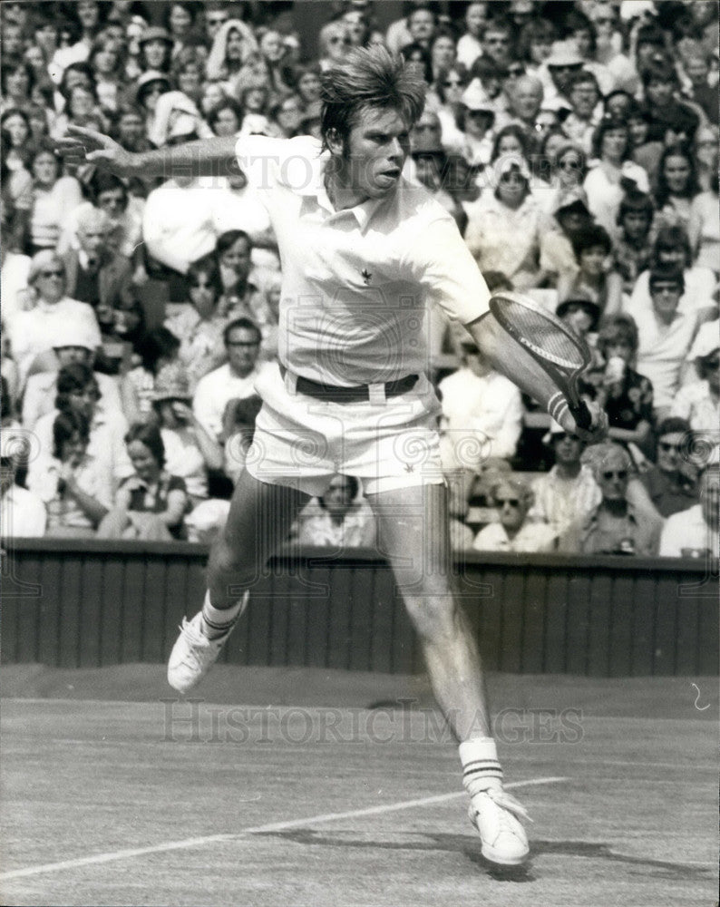 1975 Press Photo R. Tanner (USA) at Wimbledon Tennis Championships - KSB17865-Historic Images