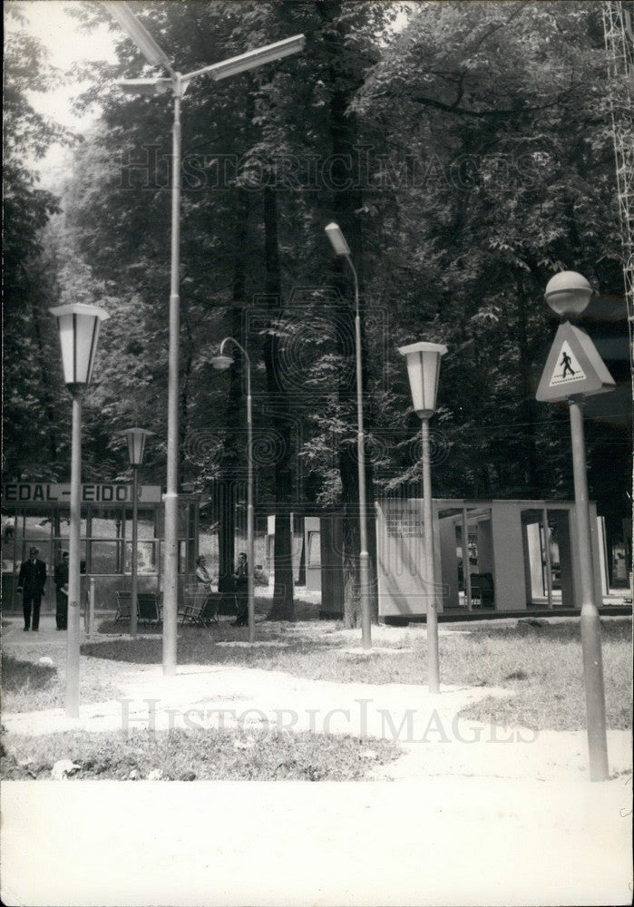 1955 Paris,Dutch street lamps at exhibition - Historic Images