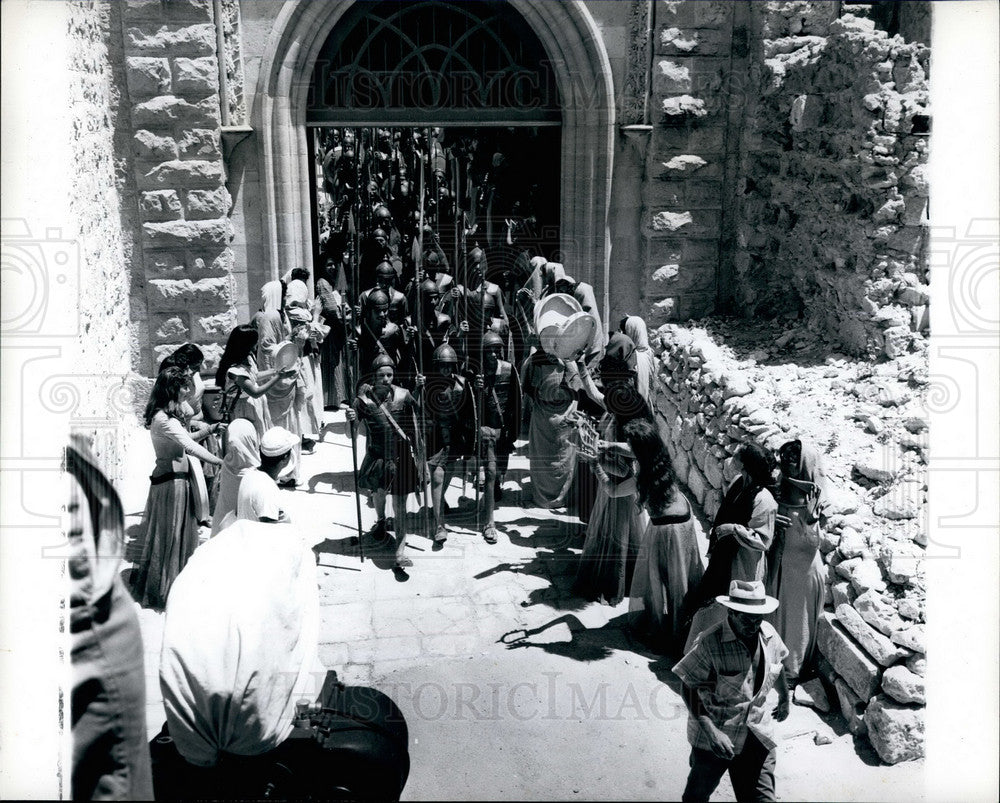 Press Photo The troops return from battle in film - KSB18263-Historic Images