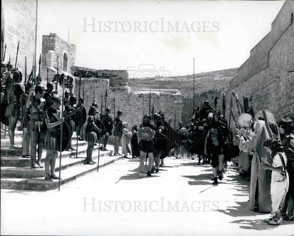 Press Photo Film scenes of soldiers - Historic Images