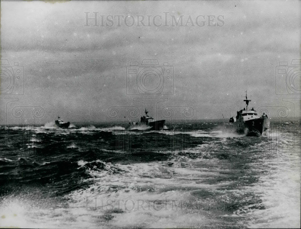 1955 German Sea Frontier Boats Near Coast Baltic Sea - Historic Images