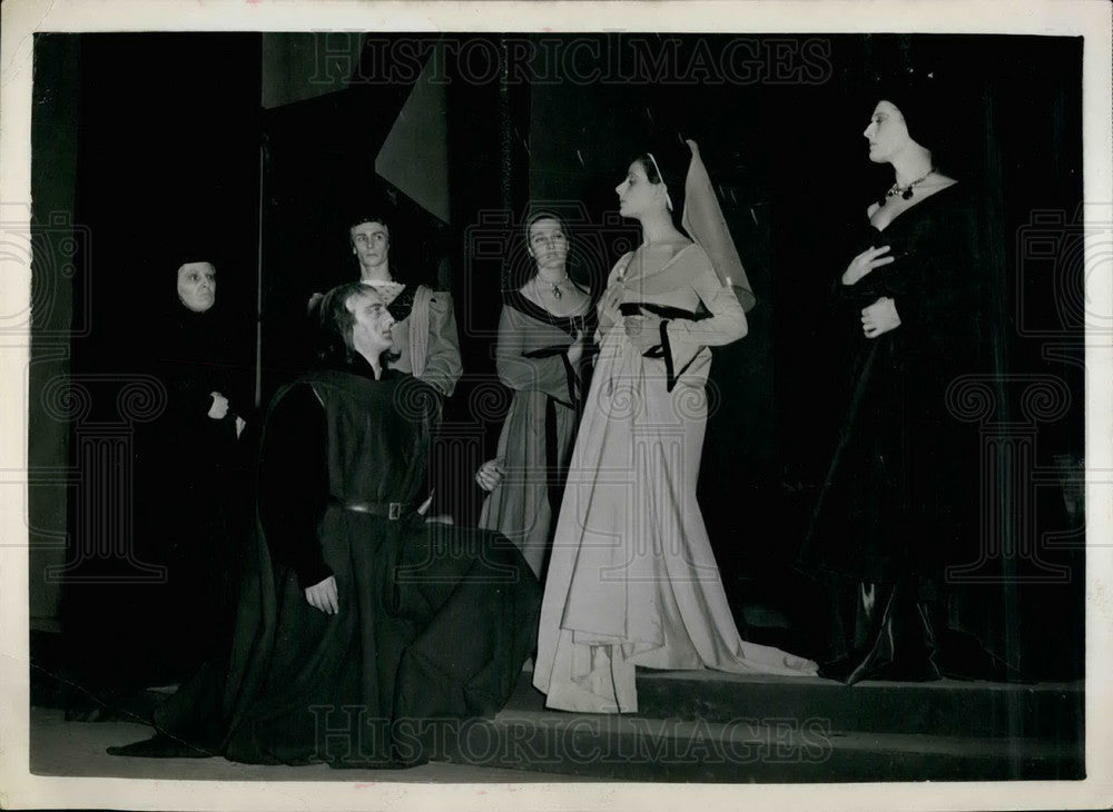1953 Press Photo Richard the Third - at the Shakespeare Theatre - KSB19045 - Historic Images