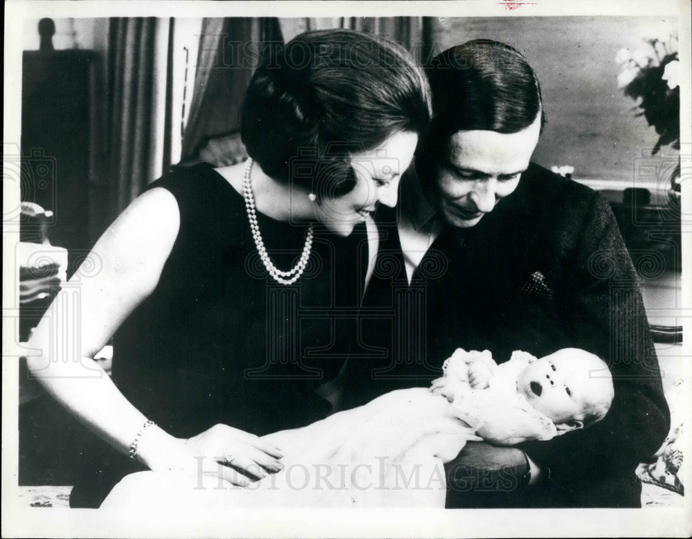 1967 Crown Princess Beatrix and Prince Claus with Prince William Ale - Historic Images