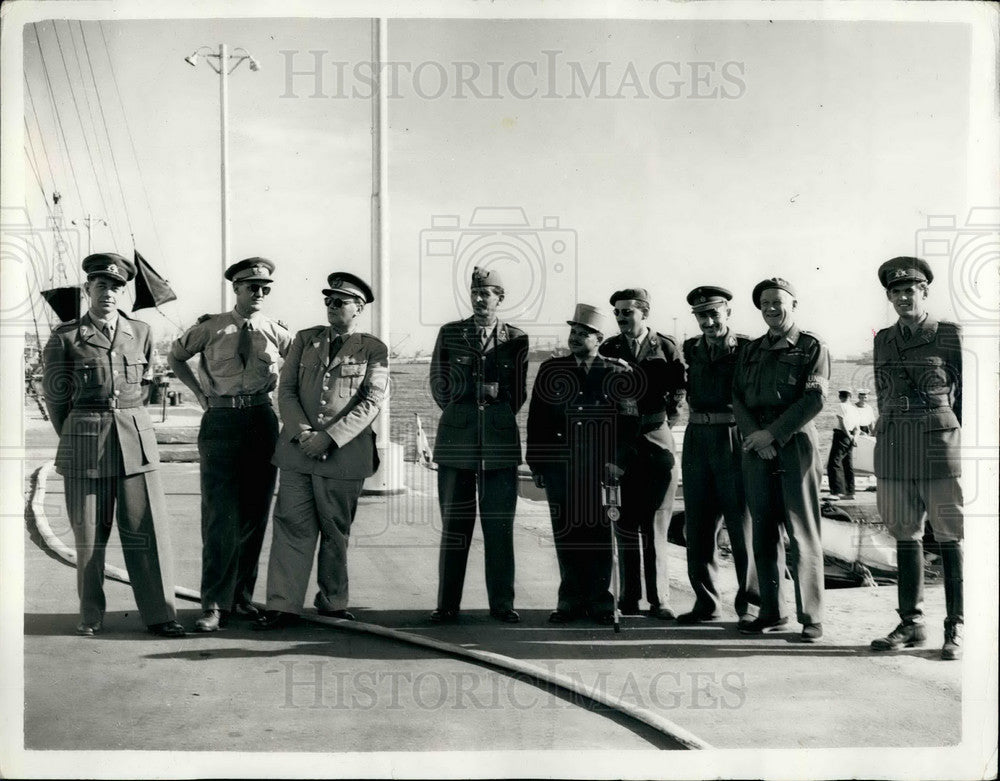 1956 UN observers arrive in Port Said - Historic Images