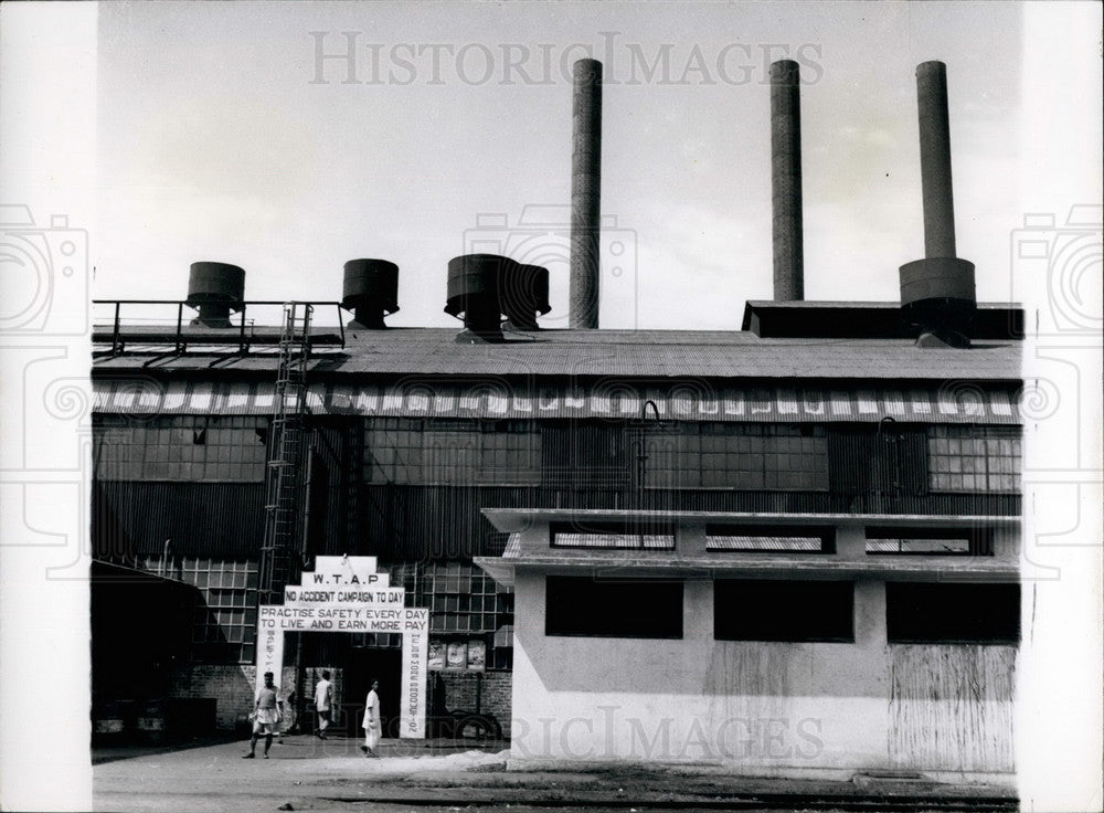 Press Photo The Tata Steelworks At Jamshedpur - KSB19439 - Historic Images