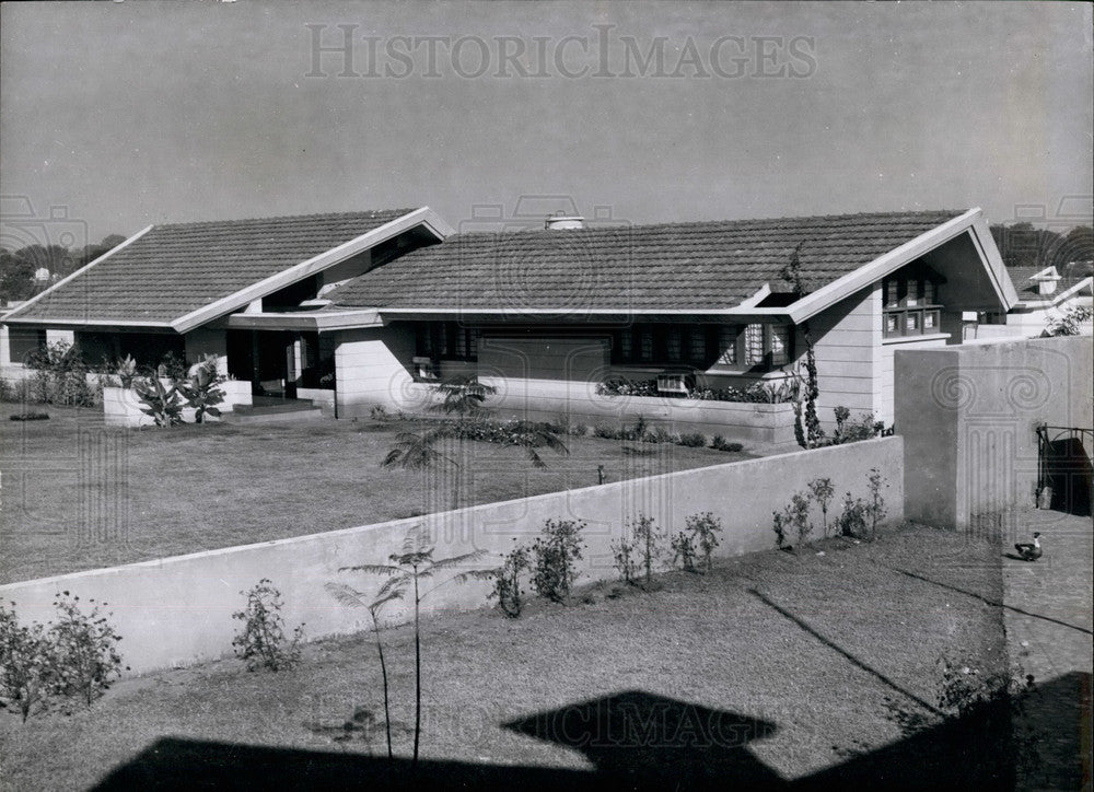  villas built for Americans at Mill at Jamshedpur. - Historic Images