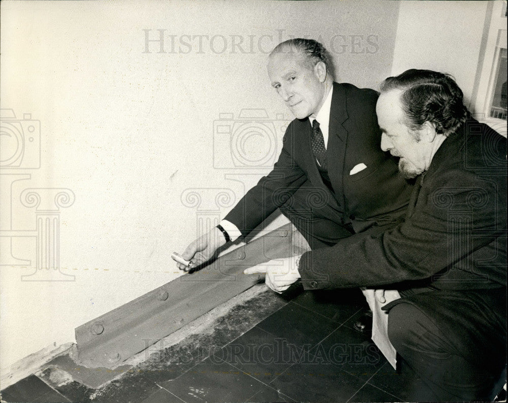 1969 Press Photo Work to Start Next Month On Strengthening Flats In London - Historic Images