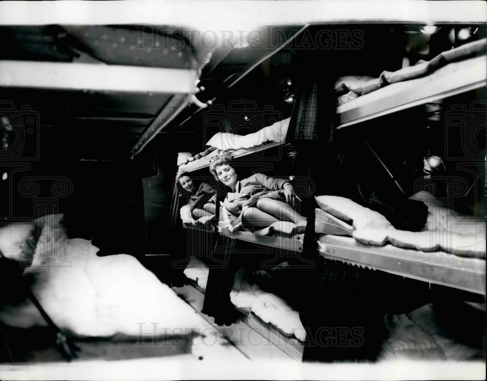 1965 "Hotel On Wheels for tourists - Historic Images