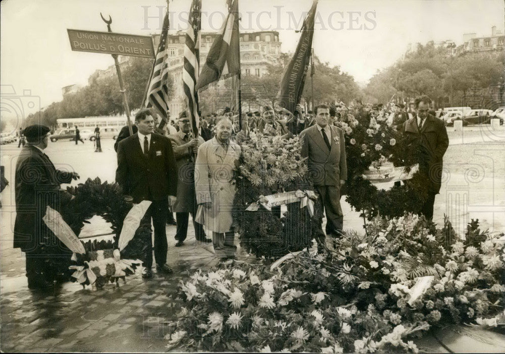 1966 War veterans at Tomb of the Unknown Soldier - Historic Images