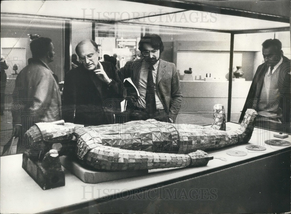 1973 Press Photo An exhibition in Paris ofChinese art treasures - KSB20665-Historic Images