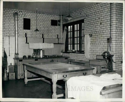 1957 Press Photo "Open Day" at Cheam School - KSB20705-Historic Images