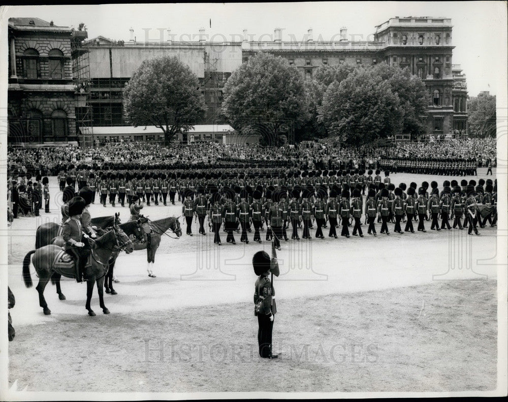 1961 Press Photo Trooping The Colour Ceremony - KSB20877 - Historic Images