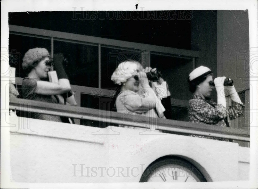 1959 Press Photo 'PETITE ETOILE" WINS THE OAKS - KSB20881-Historic Images