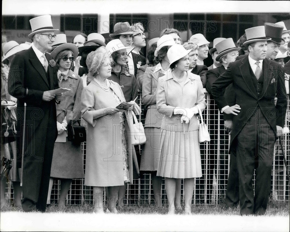1978, Queen Elizabeth Mother Parade Horses Derby Epsom - KSB20891 - Historic Images