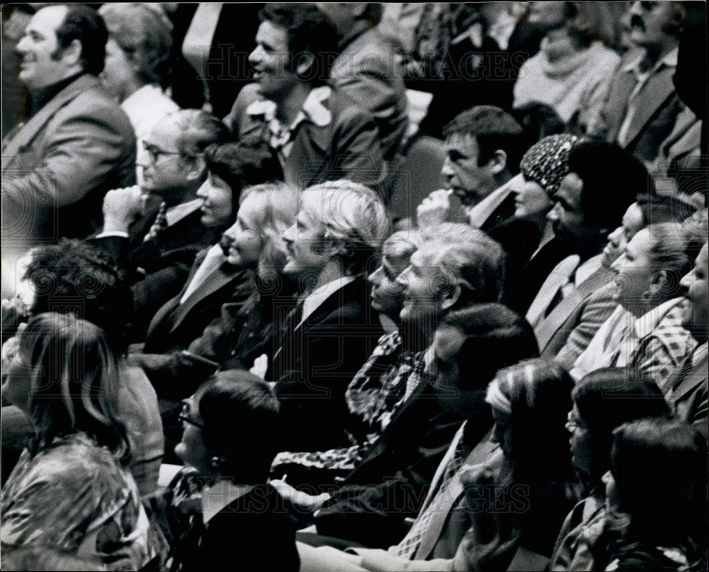 Press Photo Lola Robert Redford Actor John Lindsay Politican - KSB20949 - Historic Images