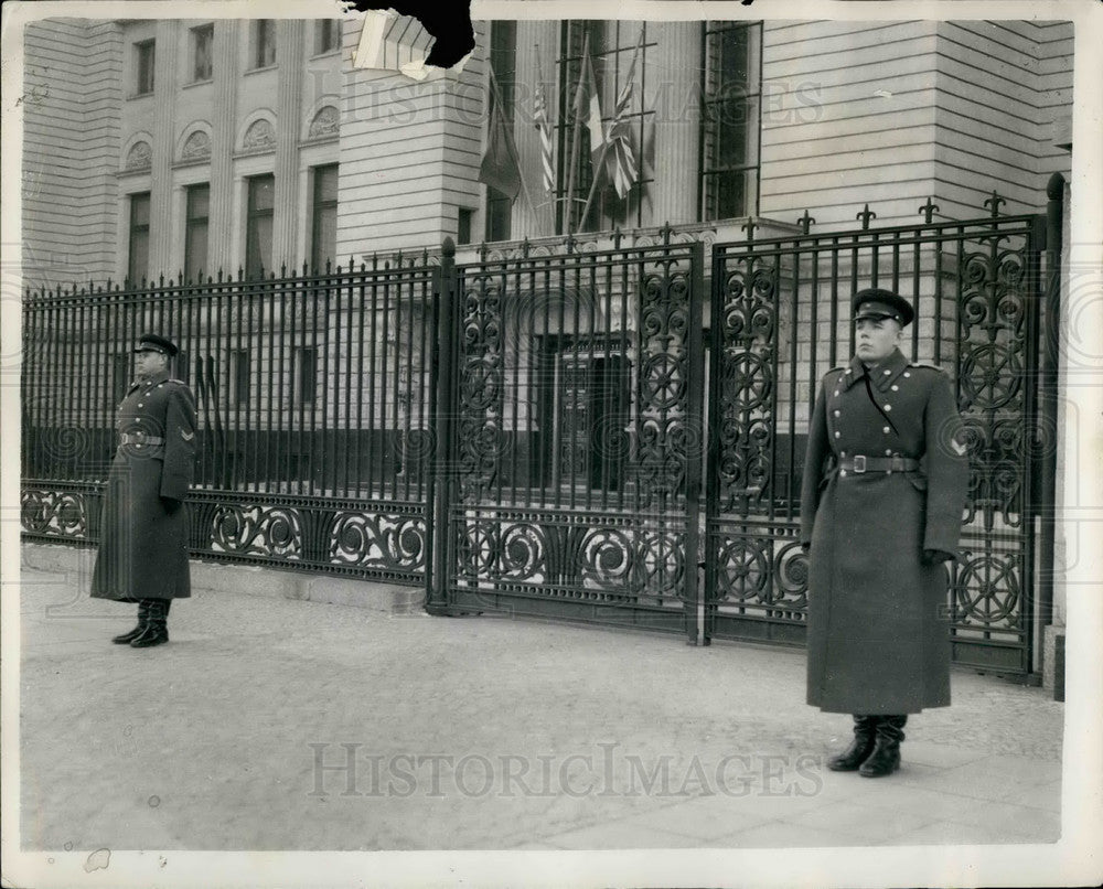 1954, Russian Guard Outside Embassy Berlin Four Power Conference - Historic Images