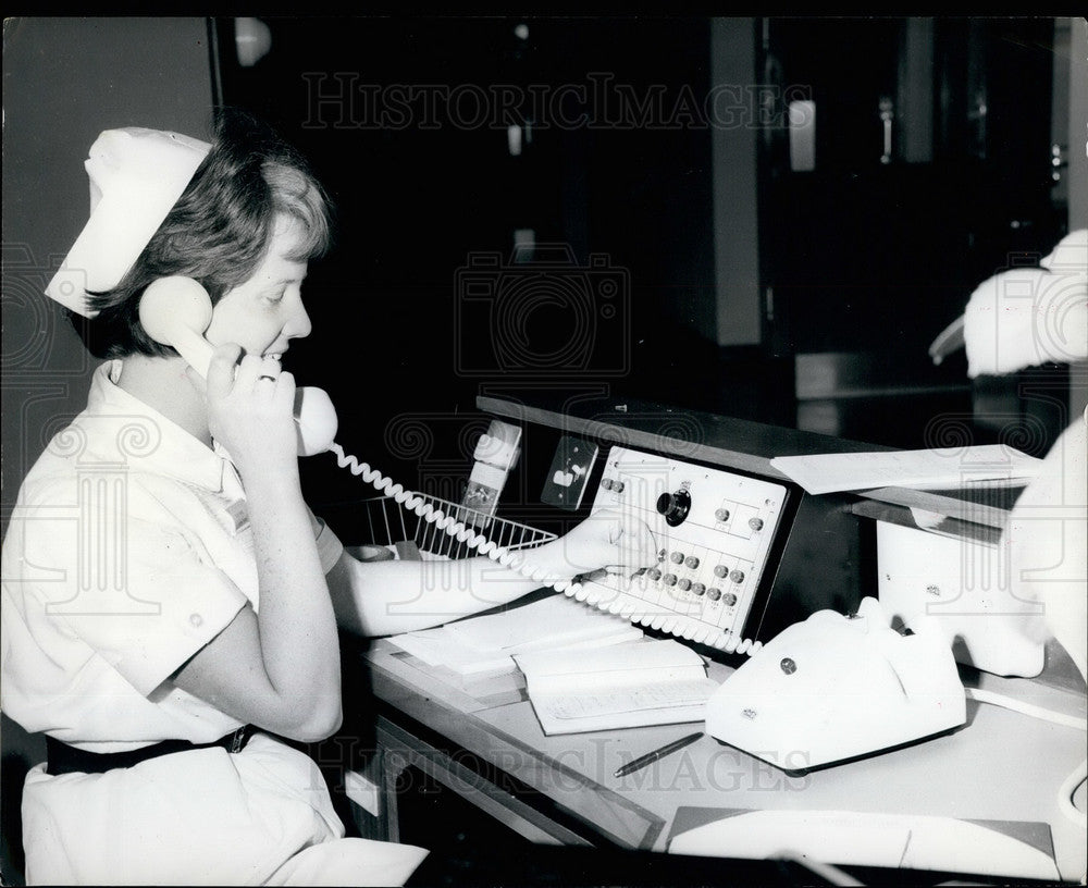 Press Photo Sutton, Surrey branch famous Royal Marsden Hospital,high tech - Historic Images