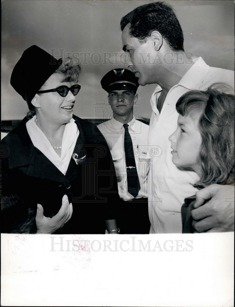 1963 American actress Shelley Winters - Historic Images