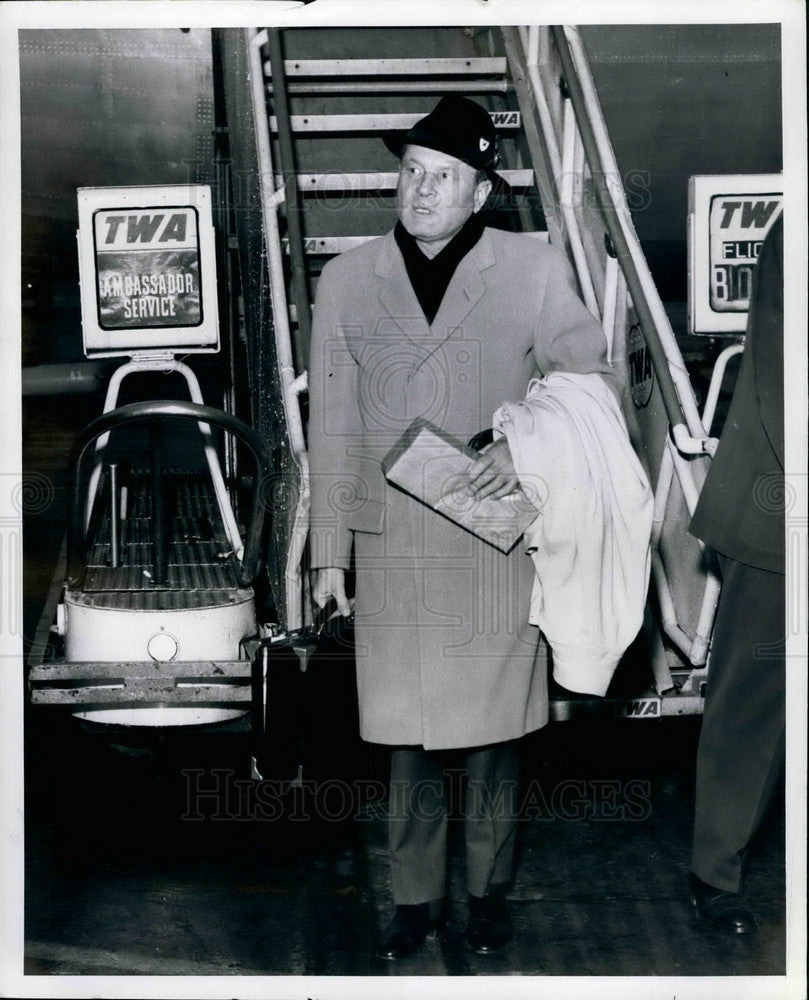 1962, Elizabeth Taylor's Agent Kurt Frings - KSB22063 - Historic Images