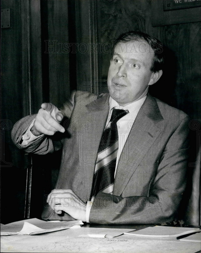 1974, Eric Varley, Secretary Of State For Energy Holds Press Meet - Historic Images