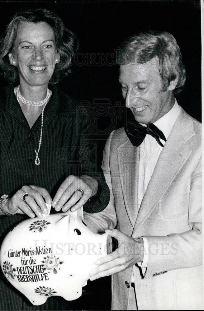 Press Photo Gunter Noris and his Bundeswehr Big band &amp;Mildred Scheel - Historic Images