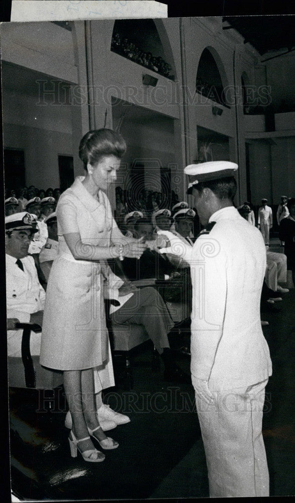 1974 Press Photo Maria Estela Martinez De Peron Wife President Argentina Navy-Historic Images