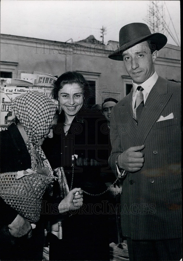 Press Photo Franco Pozzi Marries Miranda De Lago Milan Sirenes Island-Historic Images