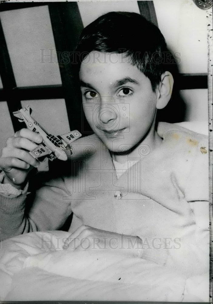 1954 Vincenzino,Italian boy with haemophilia - Historic Images