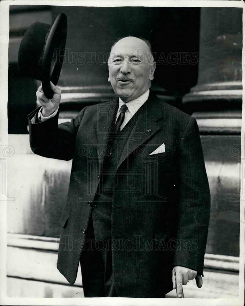 1956 Press Photo M.Francoise Charles Roux the President of the Suez canal compan-Historic Images