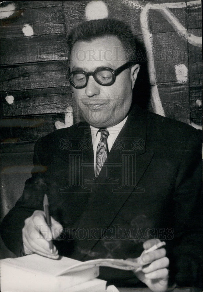 1952, M. Roger Robiniaux Author Awarded Tabou Prize For Novel - Historic Images